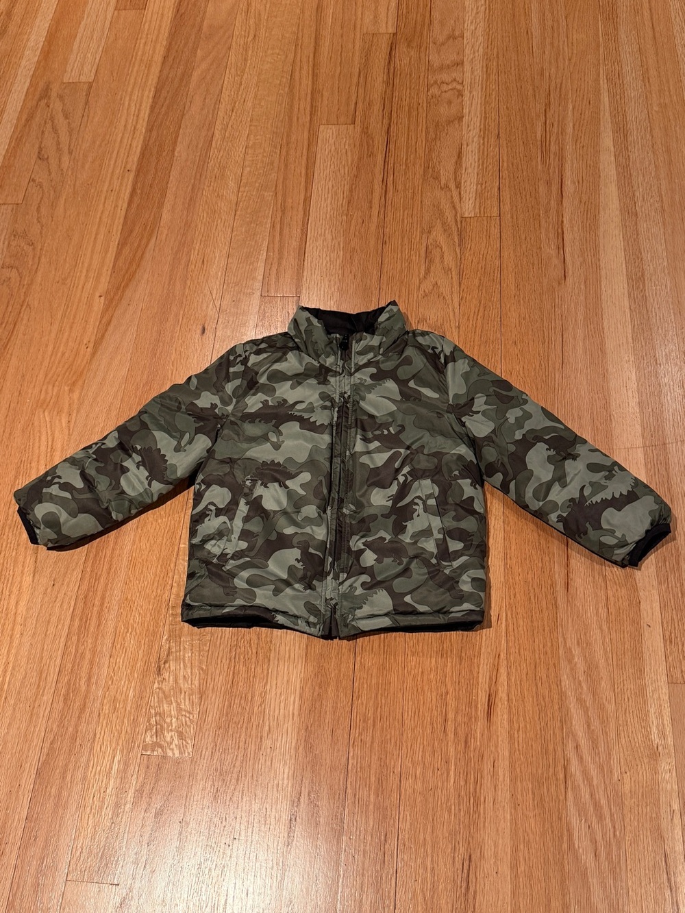 GAP - Kids' Camo Reversible Puffer Jacket - Green/Black